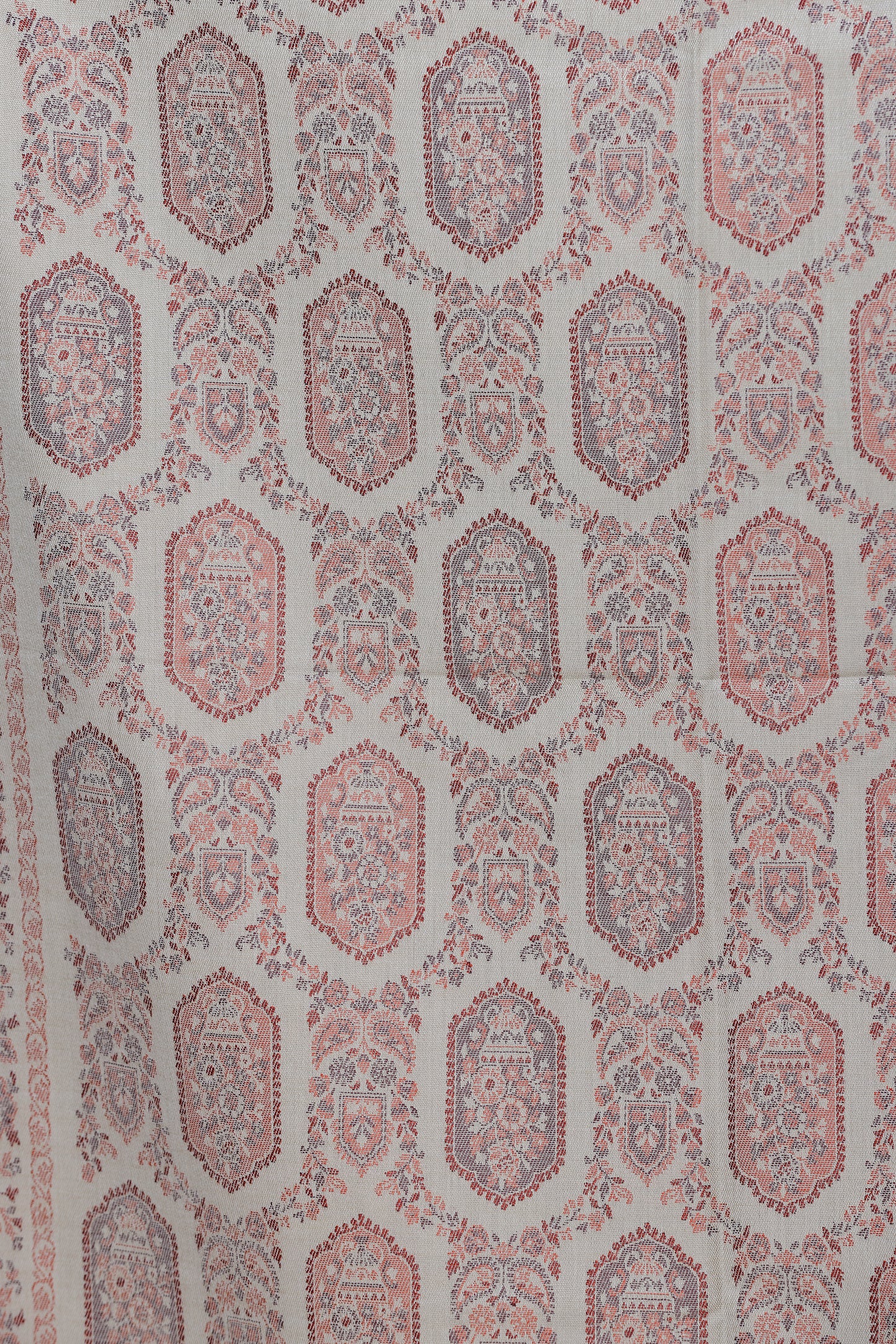 Woman's Jacquard shawls