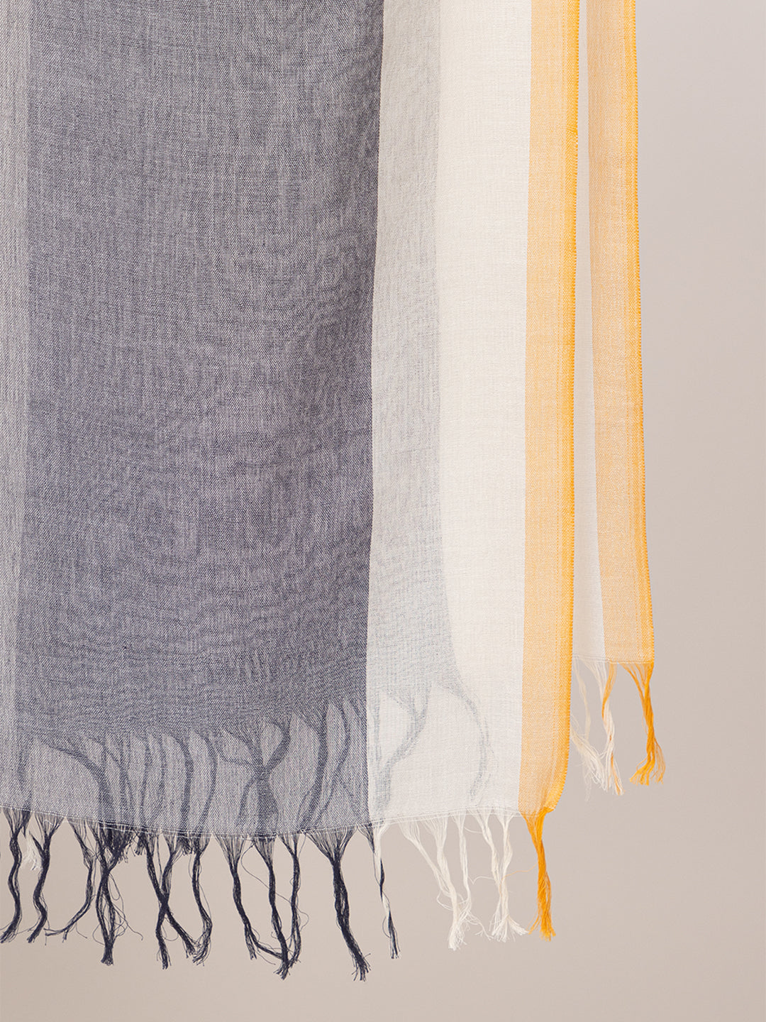 Woman's linen cotton shawl - Image 4