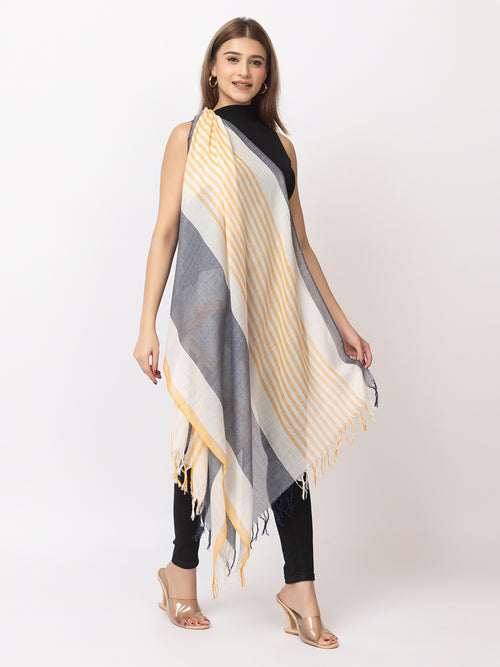 Woman's linen cotton shawl