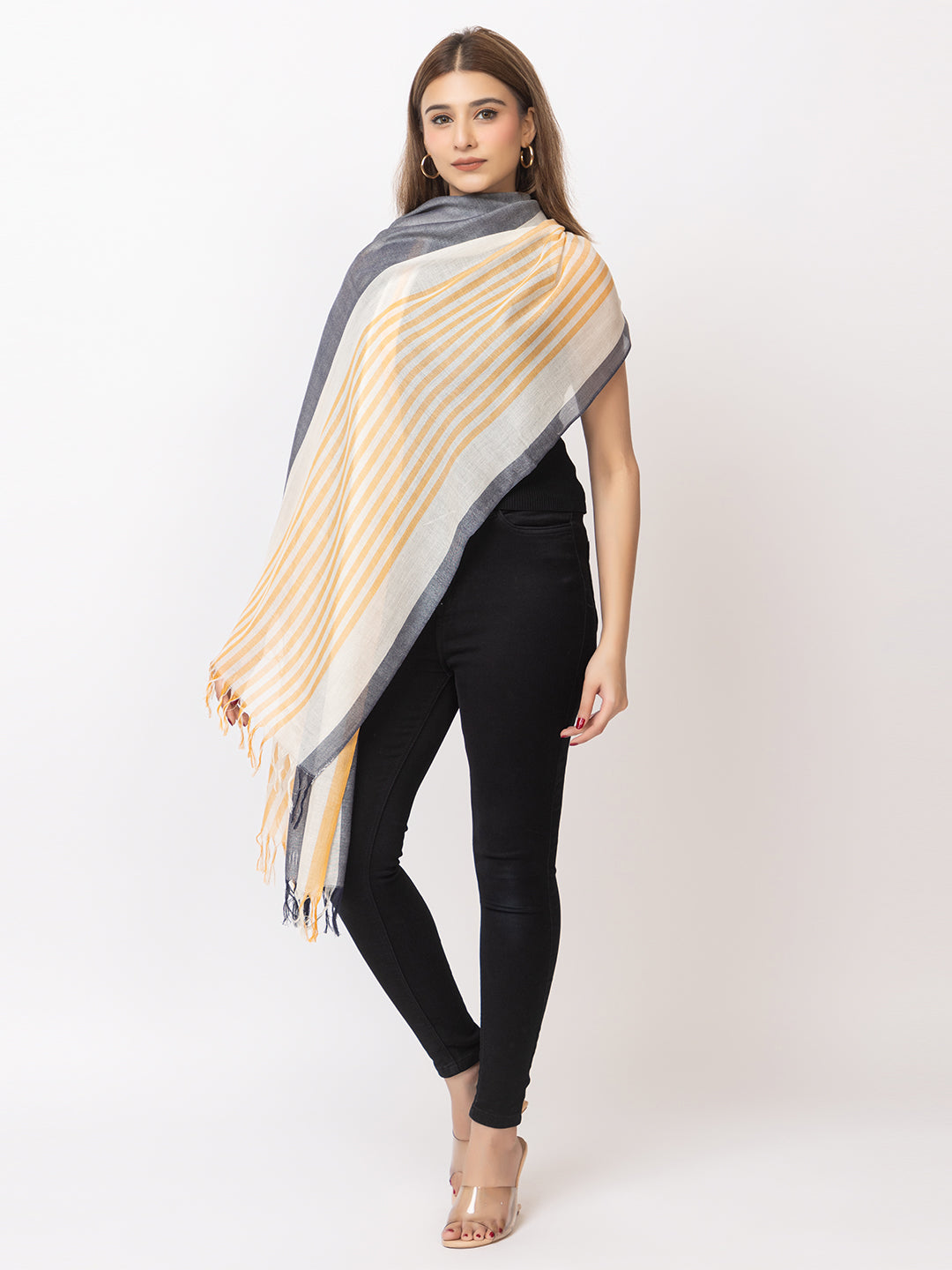 Woman's linen cotton shawl