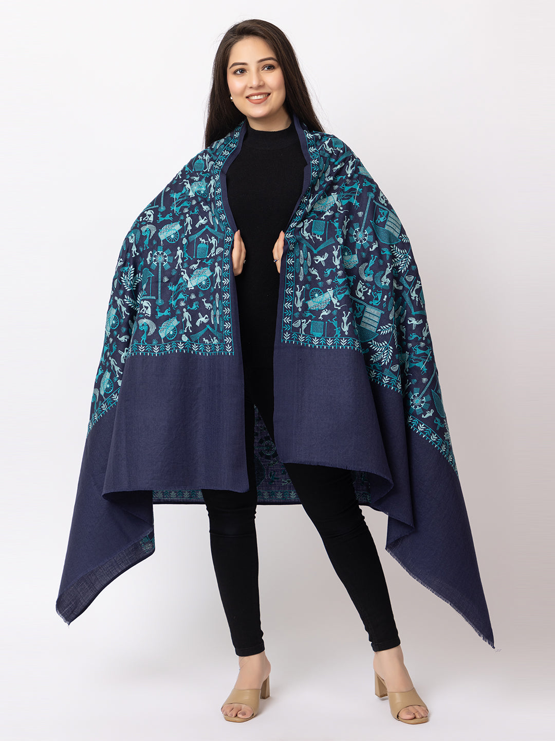 Fine wool Stylish Embroidery shawl