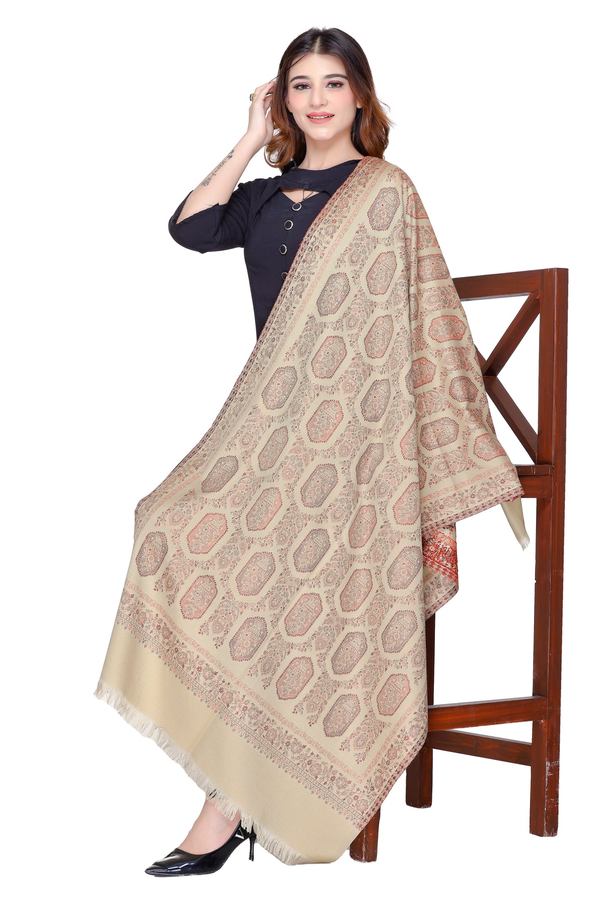 Woman's Jacquard shawls - Image 5