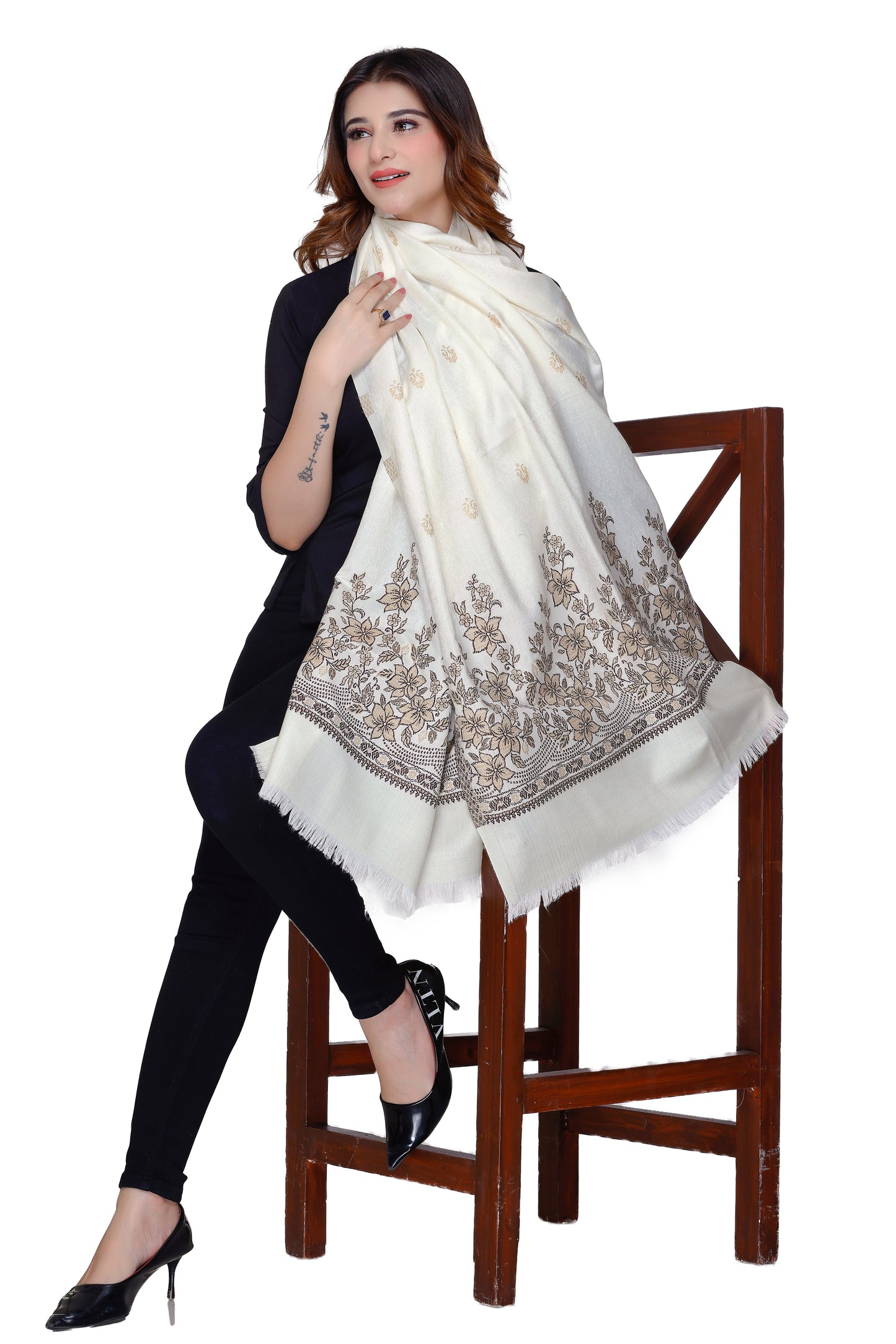 Women's Jacquard shawls