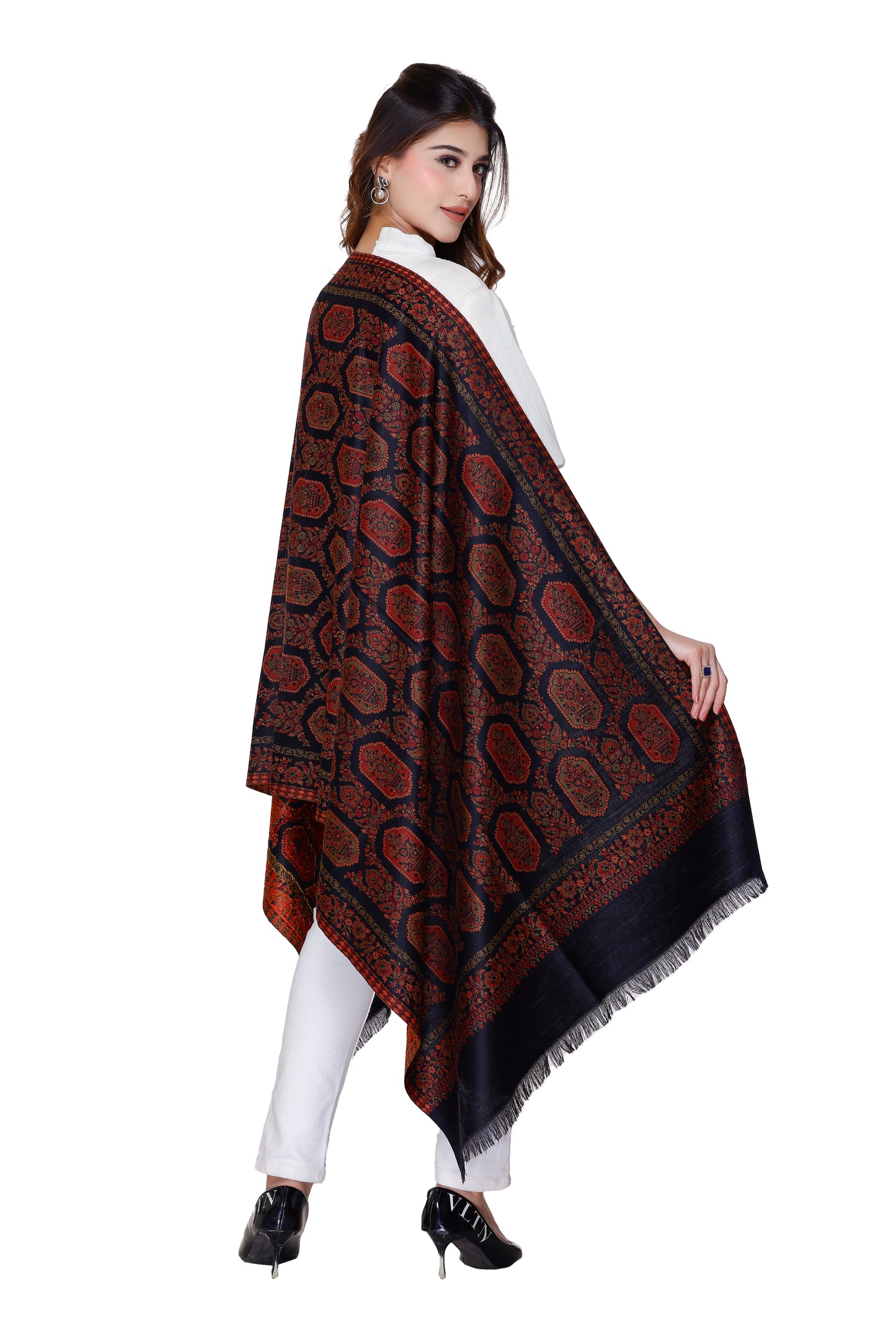 Women's Jacquard shawls