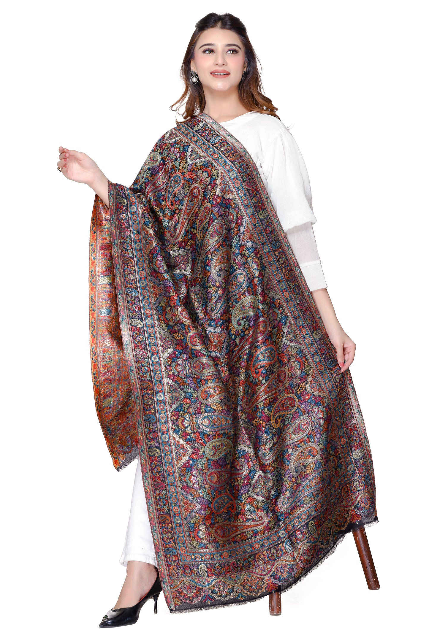 Women's Zari shawls