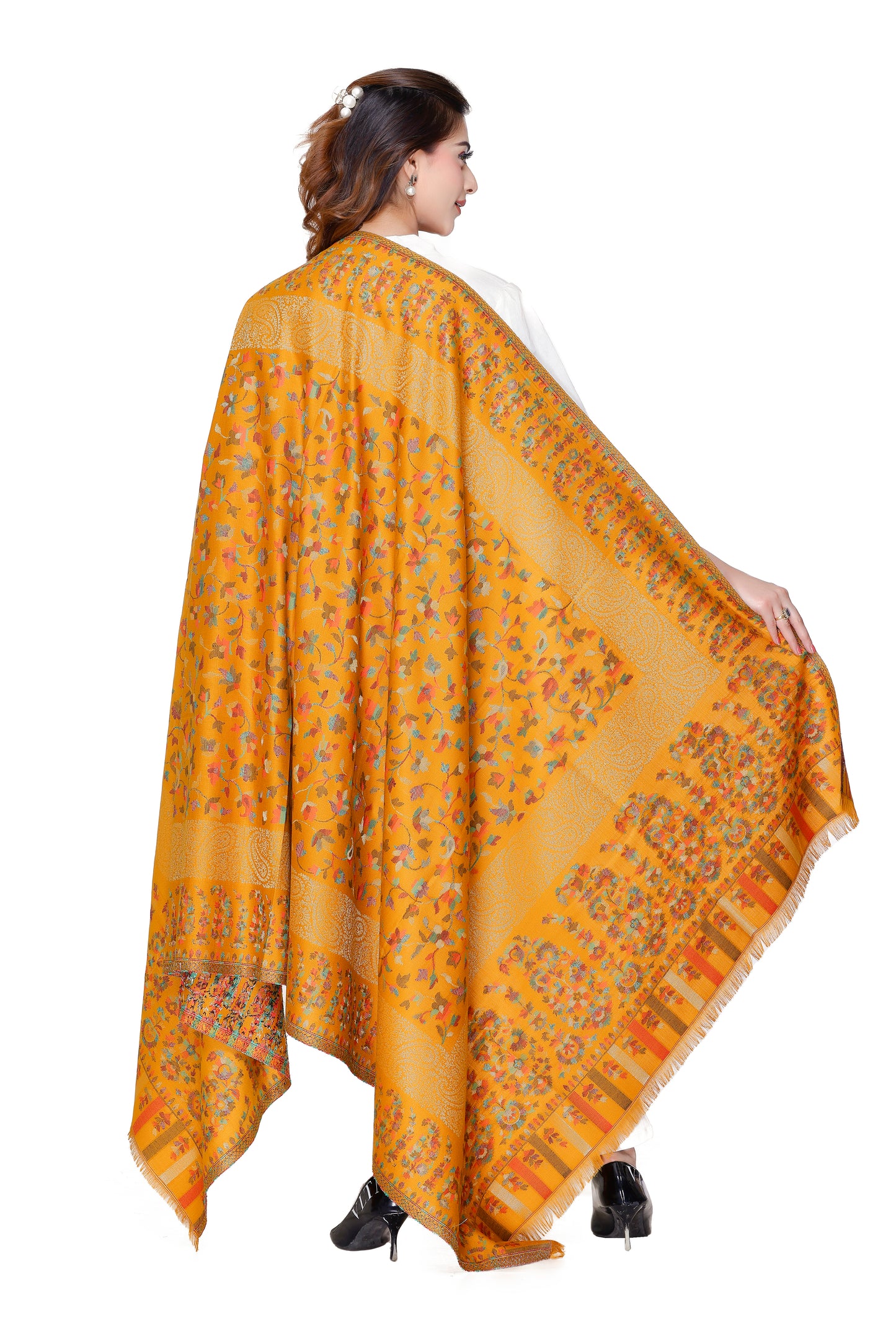 Women's Jacquard shawls