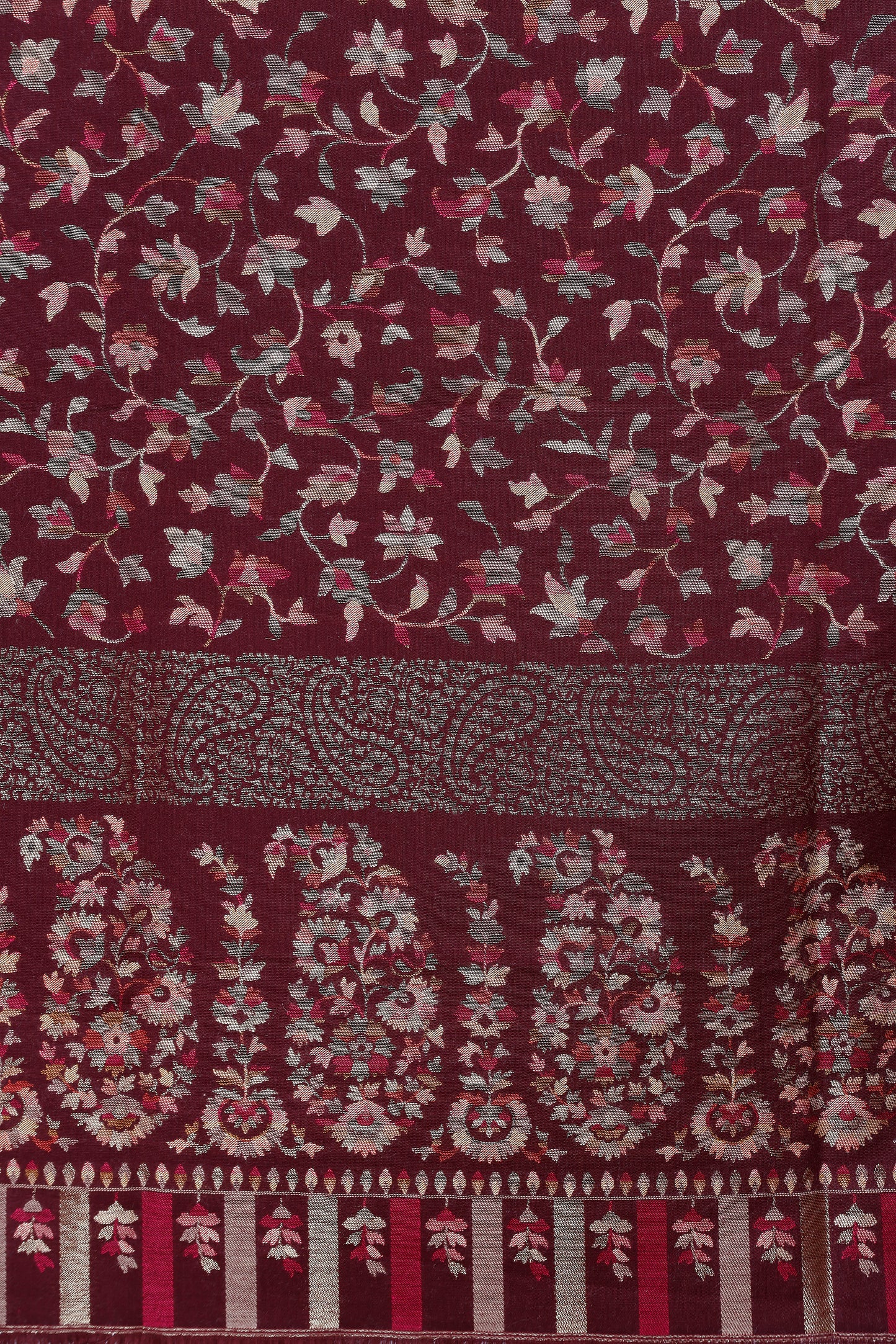 Women's Jacquard shawls
