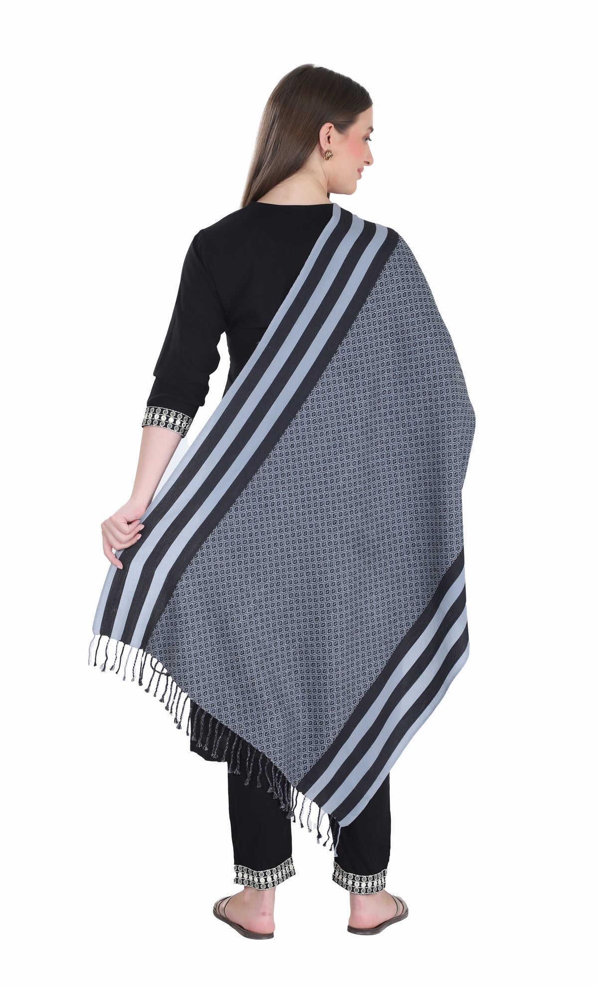 Embellished Beautiful Shawls - Image 5
