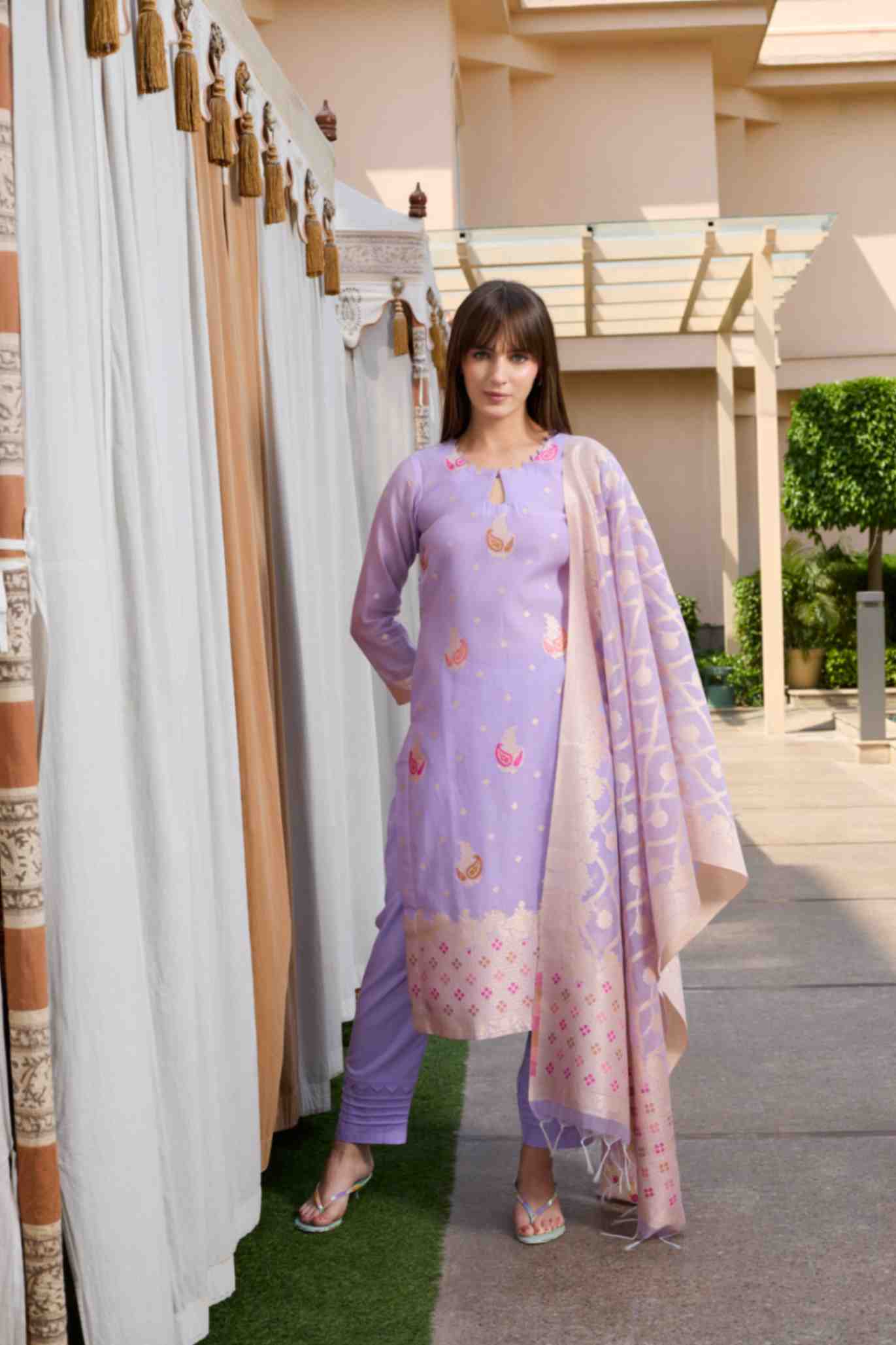 Unstitch Jacquard Suits With Chanderi Dupatta