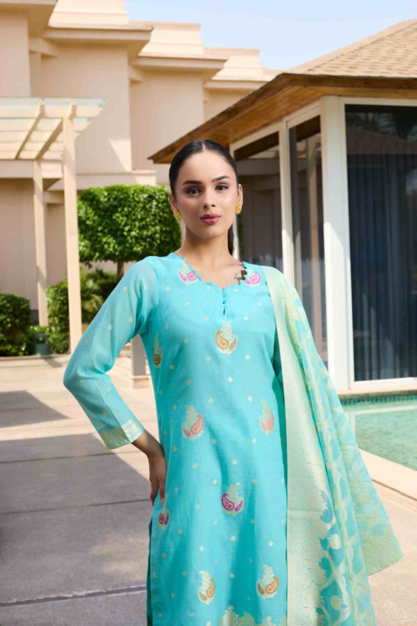بدلة TOOSH MODA النسائية من قماش الجاكار غير المخيط مع وشاح Chanderi Dupatta
