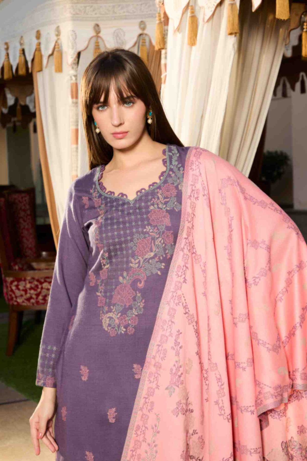 بدلة نسائية شتوية من قماش الجاكار غير المخيط من TOOSH MODA مع سترة من الصوف الأكرو - Image 3