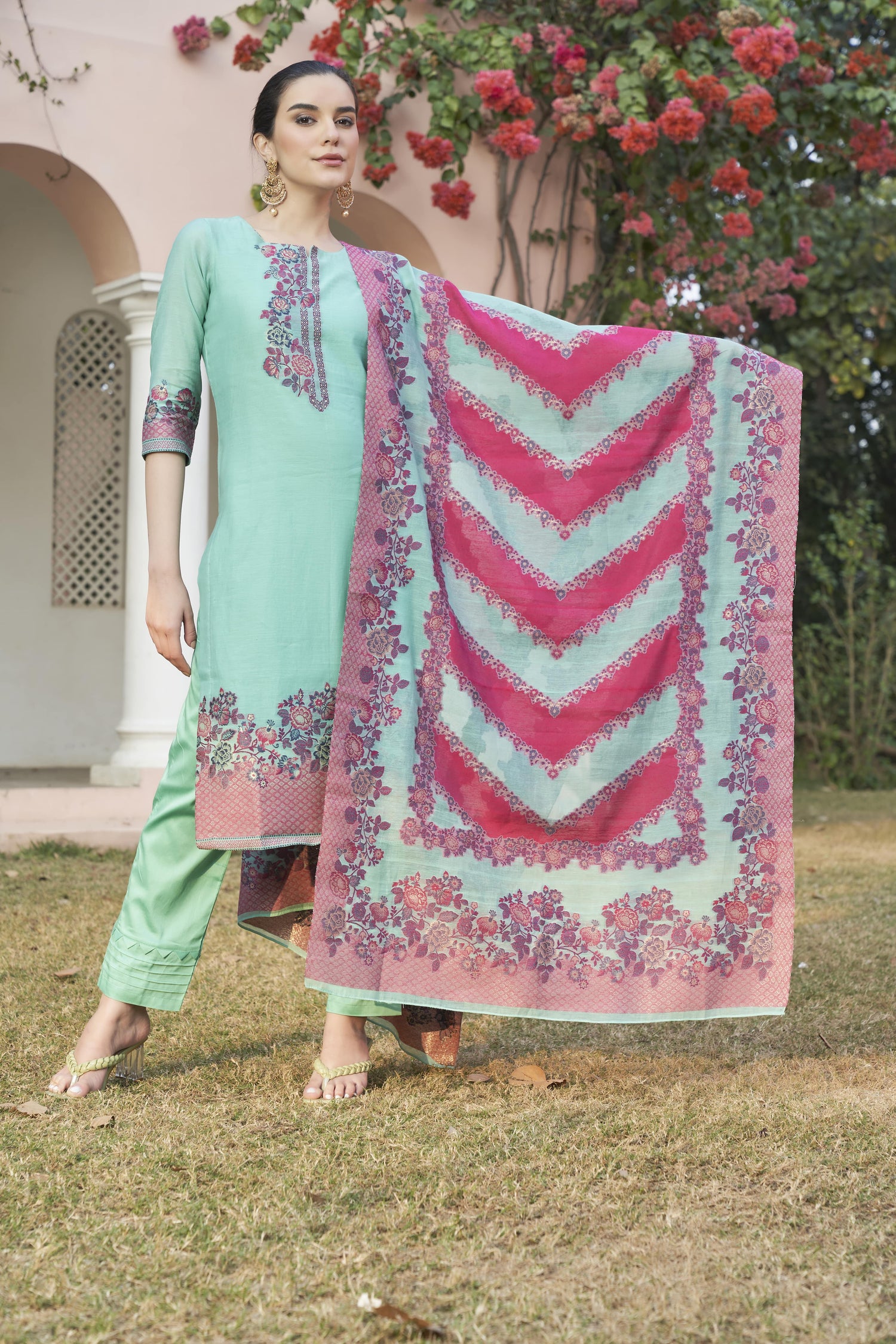 Unstitch Jacquard Suits With Chanderi Dupatta