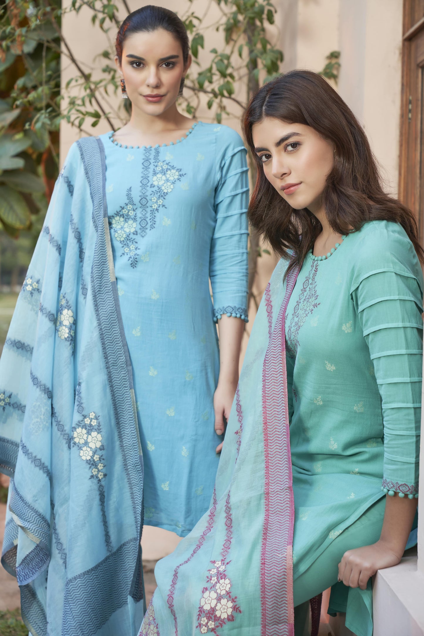 Women's Unstitch Jacquard Suits With Chanderi Dupatta