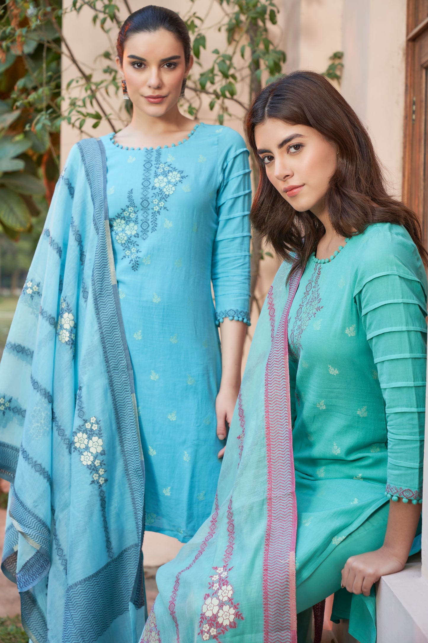 Women's Unstitch Jacquard Suits With Chanderi Dupatta
